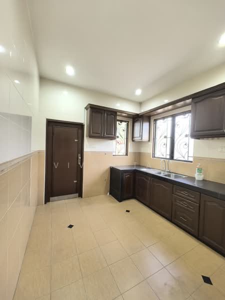 Semi-Detached House for Sale in Bandar Bukit Tinggi 2 (Klang) - Vivan Tan - Kitchen - PropertyGuru.com.my