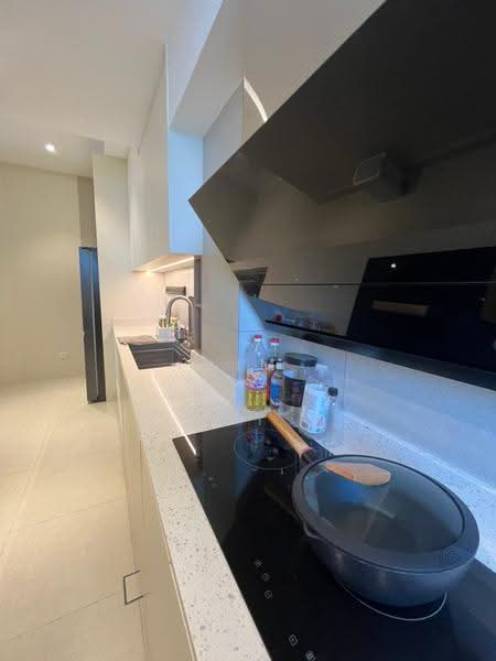 Kediaman Servis untuk Disewa di Setia City Residences - Lim Lee Lee - PropertyGuru.com.my