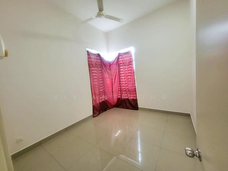 Rumah Berkembar untuk Dijual di Taman Pelangi Semenyih 2 (Semenyih) - Vivian Liong - Bedroom - G floor - PropertyGuru.com.my