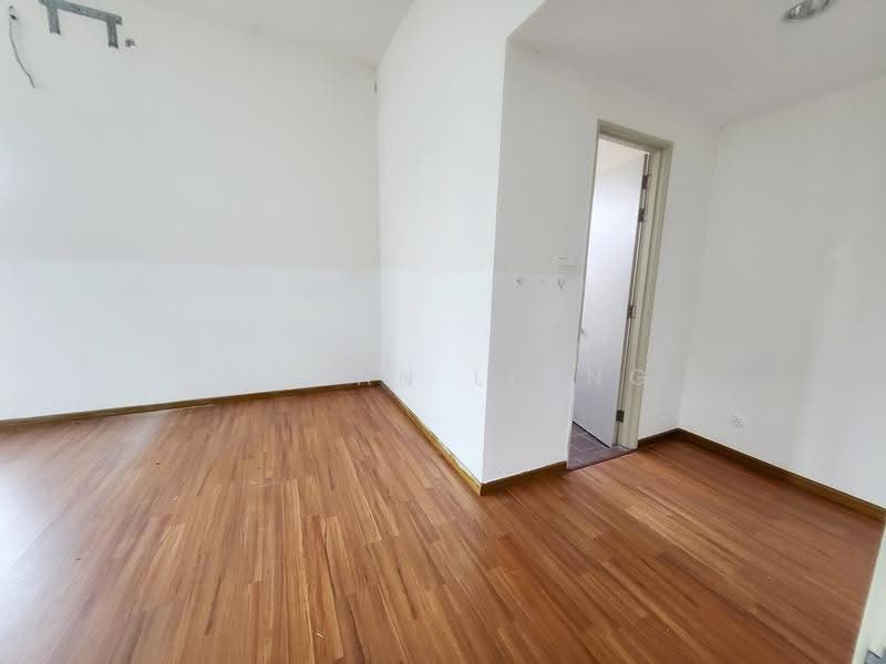 Rumah Berkembar untuk Dijual di Taman Pelangi Semenyih 2 (Semenyih) - Vivian Liong - Master Bedroom - 1st floor - PropertyGuru.com.my