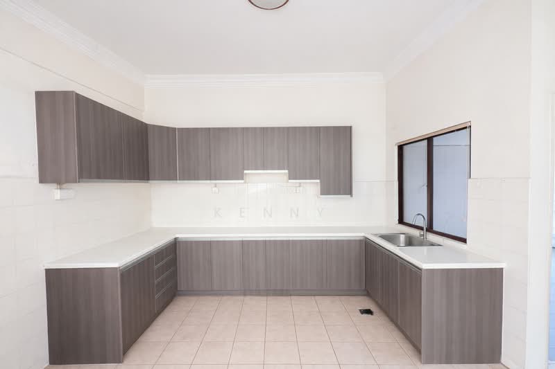 Rumah Berkembar untuk Dijual di Glenmarie (Selangor) - Kenny Chua - PropertyGuru.com.my