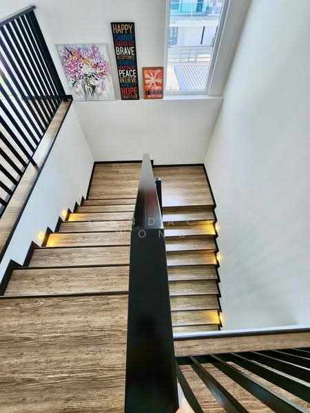 Rumah Berkembar untuk Dijual di Taman Villa Perdana (Kajang) - Candace Wong - PropertyGuru.com.my