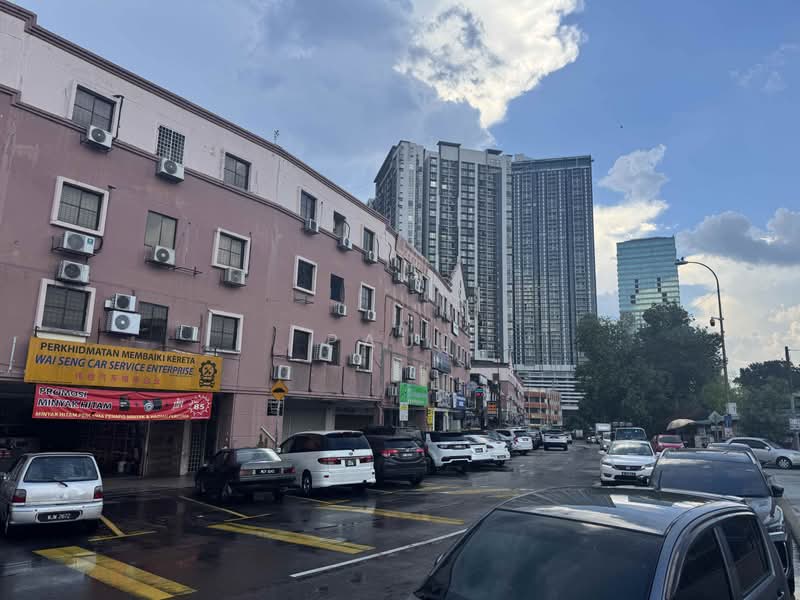 Office for Rent in Taman Tan Yew Lai (Jalan Klang Lama (Old Klang Road)) - Paul Lee - Exterior - PropertyGuru.com.my