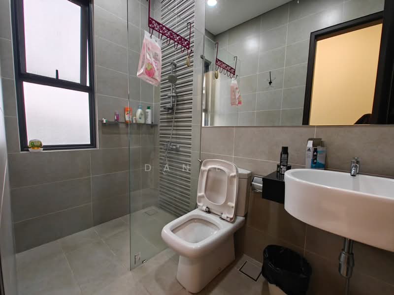 Rumah Teres 3-Tingkat untuk Dijual di Taman Taynton View (Cheras) - Daniel Ng - PropertyGuru.com.my