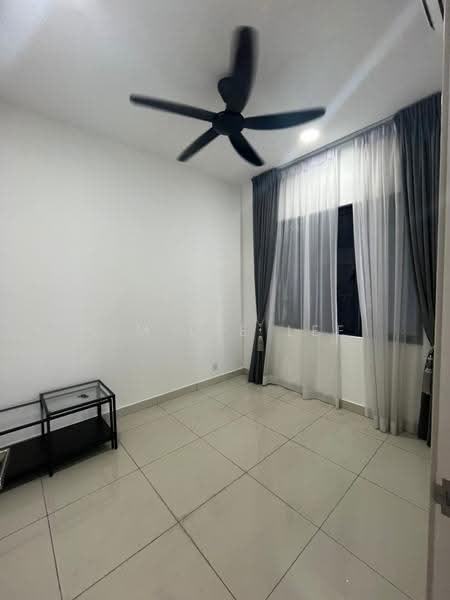 Kediaman Servis untuk Disewa di Setia City Residences - Lim Lee Lee - PropertyGuru.com.my