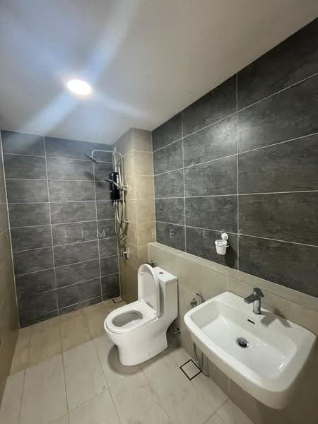 Kediaman Servis untuk Disewa di Setia City Residences - Lim Lee Lee - PropertyGuru.com.my