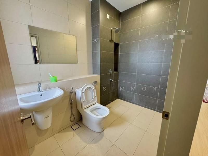 Rumah Teres 2-Tingkat untuk Disewa di Bandar Serenia (Dengkil) - Jacob Simmon - Bathroom - PropertyGuru.com.my