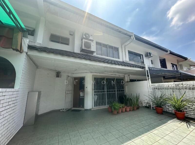 2-storey Terraced House for Sale in Taman Megah (Petaling Jaya) - Desmond Tan - PropertyGuru.com.my