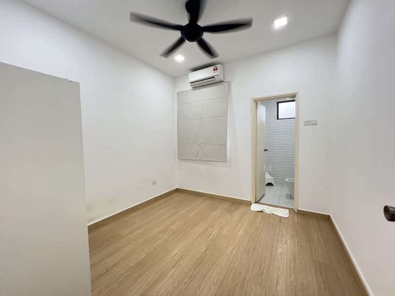 2-storey Terraced House for Rent in Kota Damansara (Selangor) - Esther Lim - Bedroom - PropertyGuru.com.my