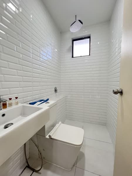 2-storey Terraced House for Rent in Kota Damansara (Selangor) - Esther Lim - Bathroom - PropertyGuru.com.my