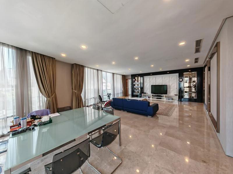 Service Residence for Sale at The Oval - Wan CH - Living Room - PropertyGuru.com.my
