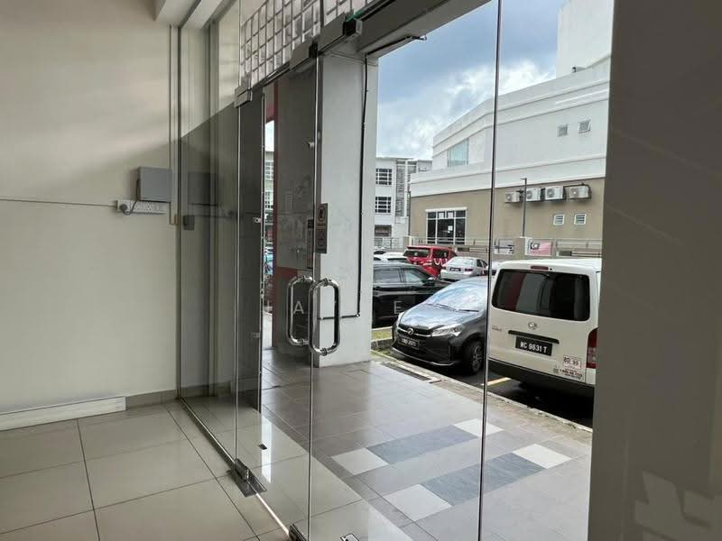 Shop for Rent in BANDAR PUCHONG JAYA (Puchong) - Jayden Heng - Entrance - PropertyGuru.com.my