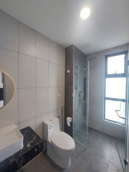 Servis Apartment untuk Disewa di Ruby Seapark - Ben Ng - Bathroom - PropertyGuru.com.my