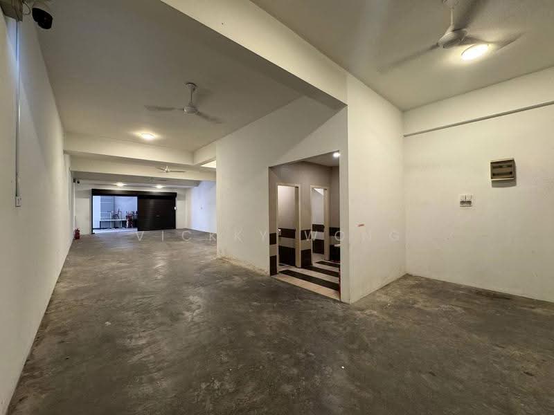 Kedai untuk Dijual di Taman Dagang Permai (Ampang) - Vickky Wong CF - Interior - PropertyGuru.com.my