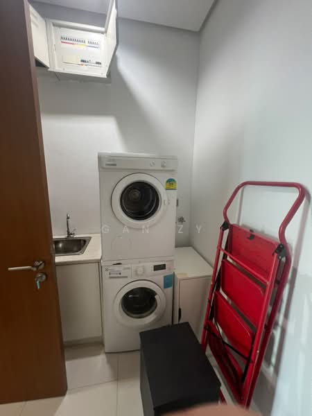 Kediaman Servis untuk Dijual di Quadro Residences - GAN ZY - PropertyGuru.com.my