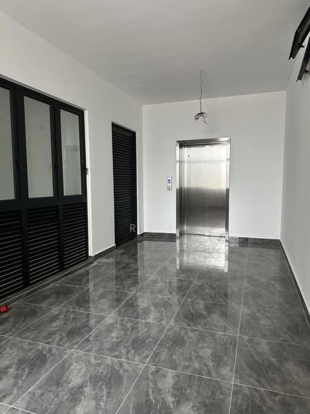 Kondominium untuk Dijual di Picasso Residence - Rex Tham - Entrance - PropertyGuru.com.my