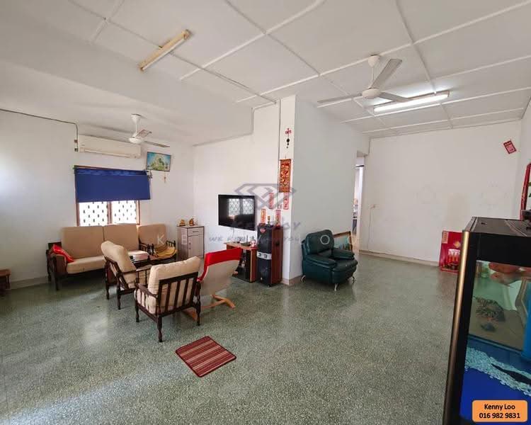 1-storey Terraced House for Sale in Alor Akar (Kuantan) - Kenny Loo - PropertyGuru.com.my