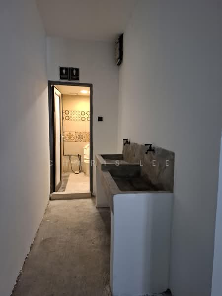 Shop for Rent in Bangsar Baru (Bangsar) - Charis Lee - Bathroom - PropertyGuru.com.my