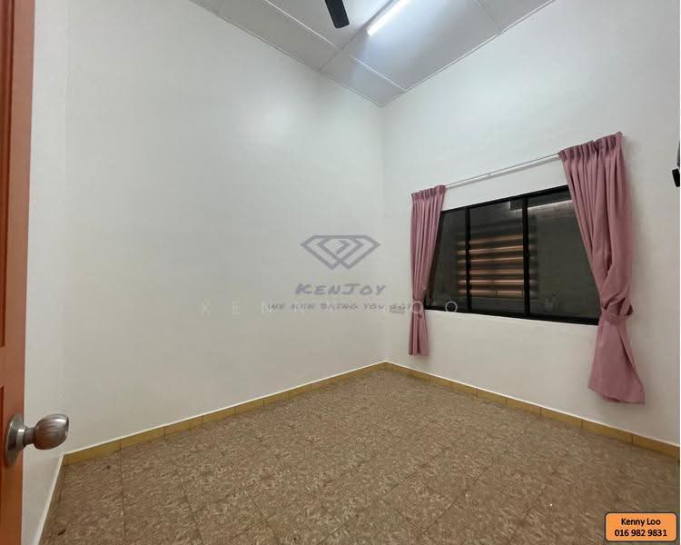 1-storey Terraced House for Sale in Jalan Mat Kilau (Kuantan) - Kenny Loo - PropertyGuru.com.my
