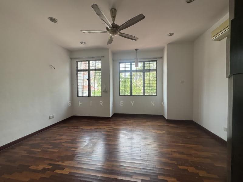 2-storey Terraced House for Sale in Ara Damansara (Ara Damansara) - Shirley Ng - Living Room - PropertyGuru.com.my