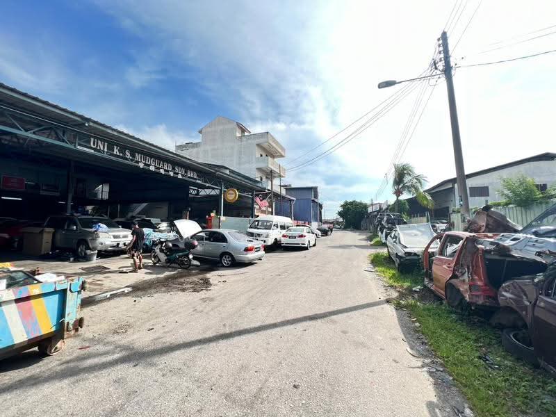 Semi-D Factory for Sale in Taman Malim Jaya (Bachang) - Jean Tay - PropertyGuru.com.my