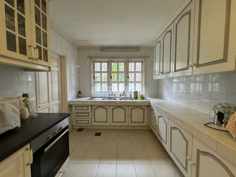 Bungalow for Sale in Bukit Damansara (Damansara Heights) - Li Gin - PropertyGuru.com.my
