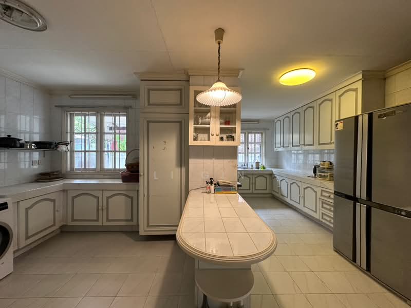 Bungalow for Sale in Bukit Damansara (Damansara Heights) - Li Gin - PropertyGuru.com.my