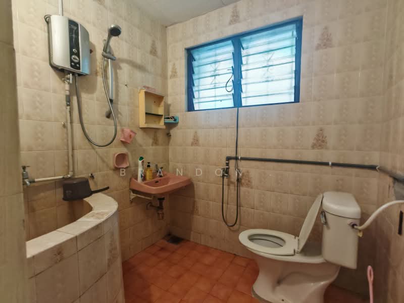 Rumah Teres 2-Tingkat untuk Dijual di Taman Permata (Ulu Kelang) - Brandon . - Bathroom - PropertyGuru.com.my