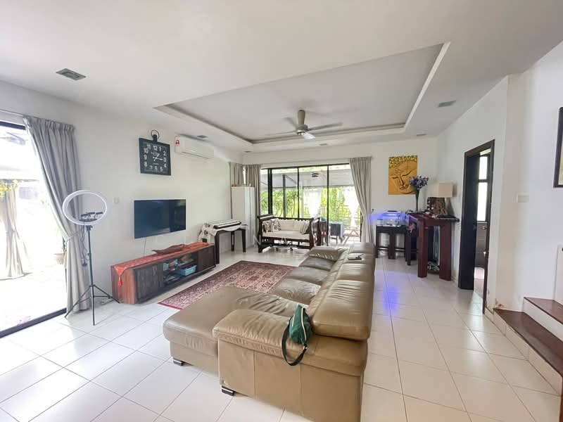Rumah Teres 3 Tingkat untuk Dijual di Valencia (Sungai Buloh) - Celina Koh - PropertyGuru.com.my