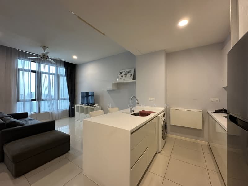 Servis Apartment untuk Dijual di Tropicana Avenue - Joan Chan - Living Room - PropertyGuru.com.my