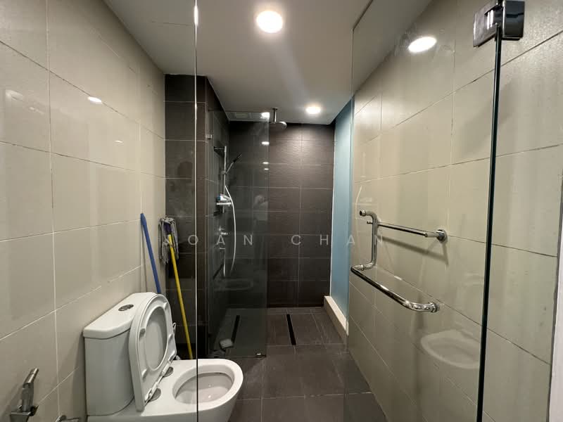 Servis Apartment untuk Dijual di Tropicana Avenue - Joan Chan - Bathroom - PropertyGuru.com.my