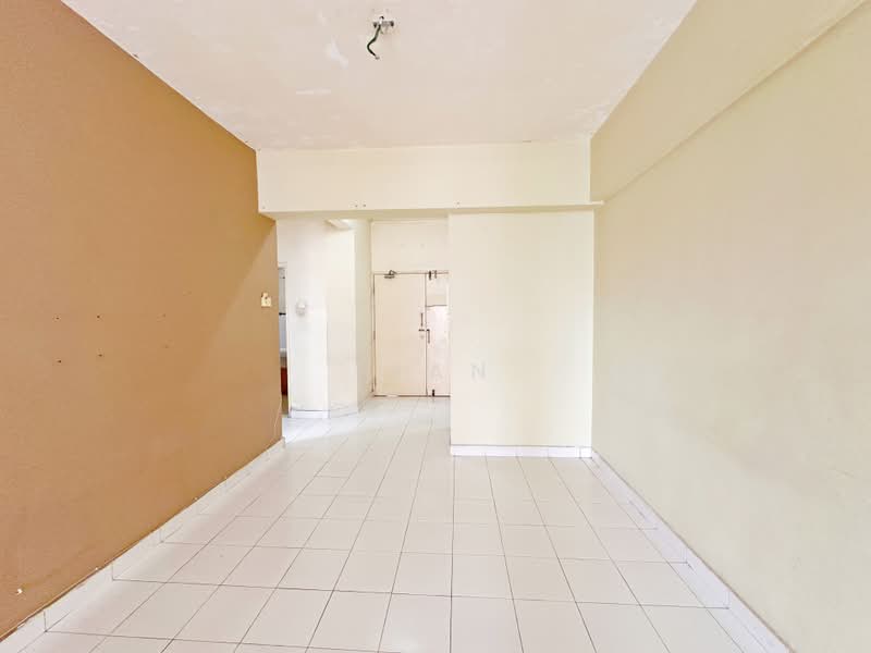 Condominium for Sale at Langat Jaya Condominium - Kian Leap - Interior - PropertyGuru.com.my