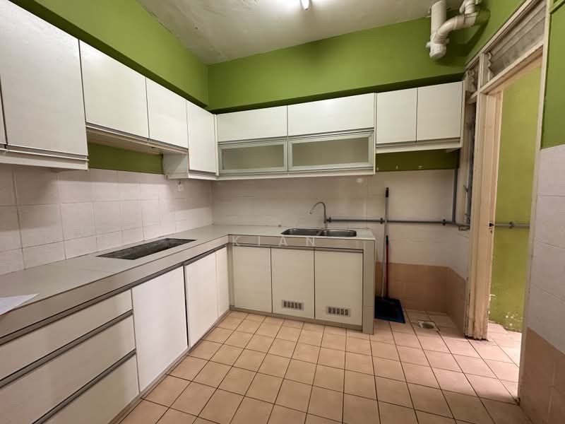 Condominium for Sale at Langat Jaya Condominium - Kian Leap - Kitchen - PropertyGuru.com.my