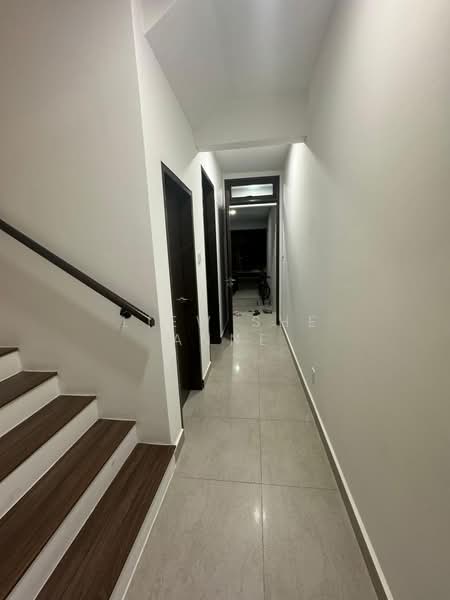 2-storey Terraced House for Rent in Cyberjaya (Selangor) - Liew She Anne - Corridor - PropertyGuru.com.my