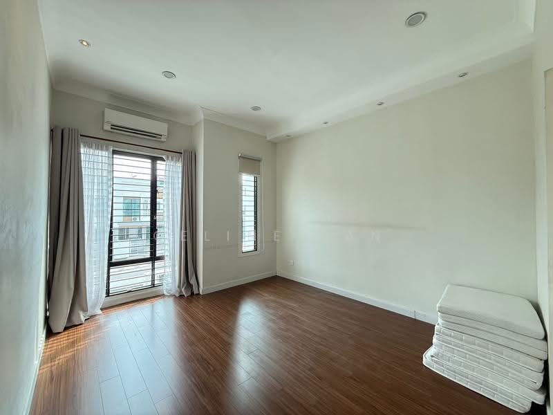 Rumah Teres 2-Tingkat untuk Dijual di Setia Indah (Setia Alam) - Celine Gan - PropertyGuru.com.my