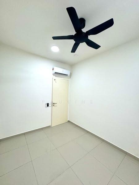 Kediaman Servis untuk Disewa di D'Cosmos Residences - Pauline Chow - PropertyGuru.com.my