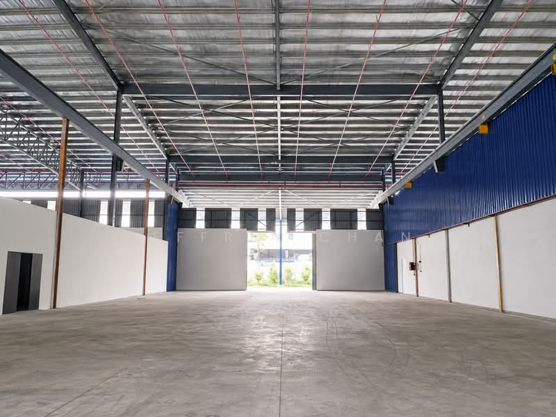 Detached Factory for Rent in Bukit Jelutong (Shah Alam) - Jeffrey Chan - Interior - PropertyGuru.com.my