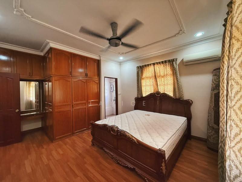 Bungalow House for Rent in Damai Bungalow With Spacious Land (Kota Kinabalu) - Janice Tay - PropertyGuru.com.my
