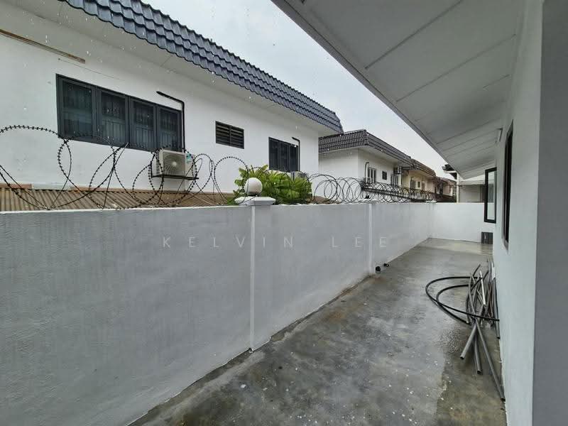 Commercial Semi-D for Rent in Petaling Jaya (Selangor) - Kelvin Lee - Exterior - PropertyGuru.com.my