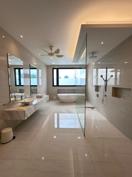 Bungalow House for Sale in Kayangan Heights (Shah Alam) - Sue Ann Low - PropertyGuru.com.my