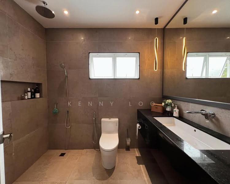 Rumah Teres 3-Tingkat untuk Dijual di Hermoso Residence Tanjung Lumpur (Kuantan) - Kenny Loo - PropertyGuru.com.my