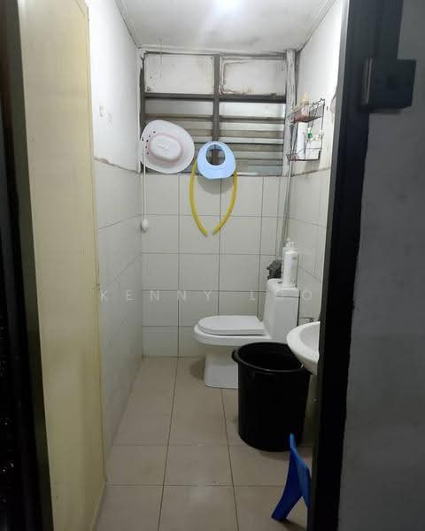 1-storey Terraced House for Sale in Taman Tas (Kuantan) - Kenny Loo - PropertyGuru.com.my