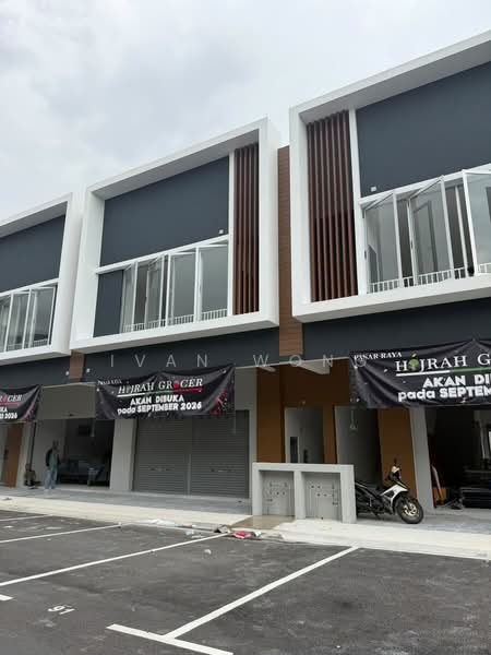Shop / Office untuk Disewa di Bandar Serenia (Dengkil) - Ivan Wong - Exterior - PropertyGuru.com.my