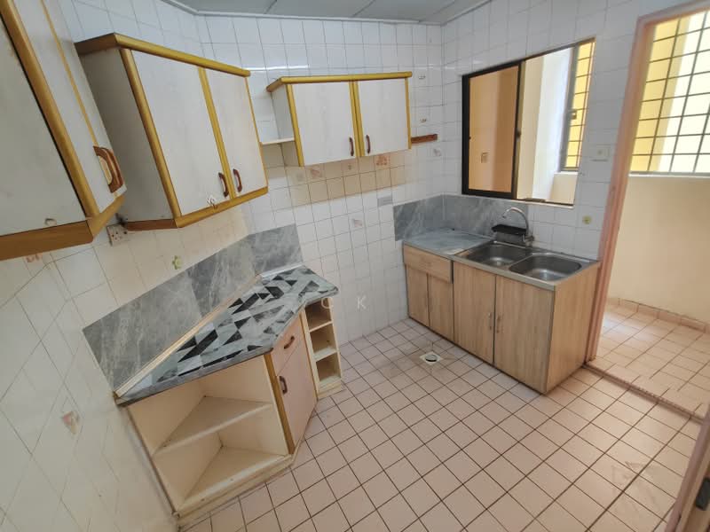 Kondominium untuk Dijual di Sri Manja Court - CK Khoo - Kitchen - PropertyGuru.com.my
