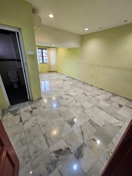 2-storey Terraced House for Sale in Wangsa Melawati (Wangsa Maju) - Eddie Chan - Bathroom - PropertyGuru.com.my