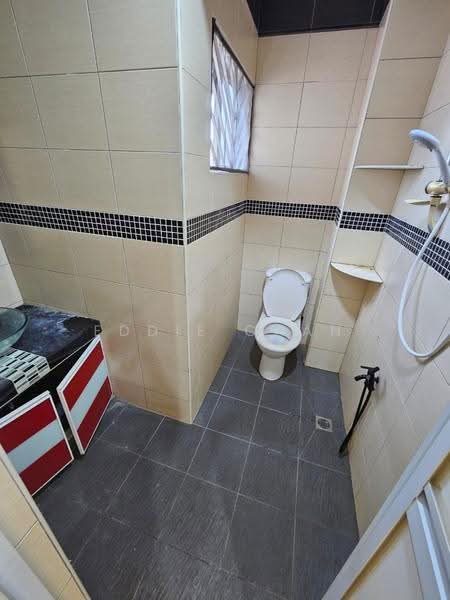2-storey Terraced House for Sale in Wangsa Melawati (Wangsa Maju) - Eddie Chan - Bathroom - PropertyGuru.com.my