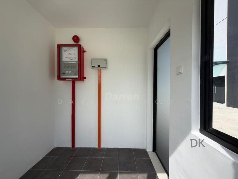 Kilang Berkembar untuk Disewa di Jenjarom (Banting) - Darren Khoo - Entrance - PropertyGuru.com.my