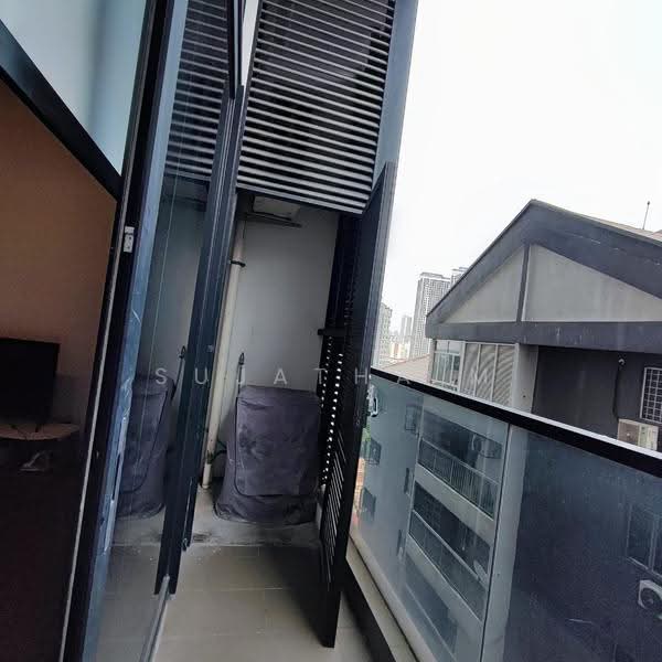 Kediaman Servis untuk Disewa di Establishment Bangsar (Menara Teguh Bangsar) - Sujatha M - Balcony - PropertyGuru.com.my