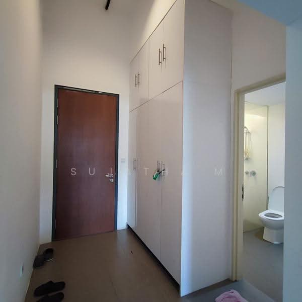 Kediaman Servis untuk Disewa di Establishment Bangsar (Menara Teguh Bangsar) - Sujatha M - Entrance - PropertyGuru.com.my
