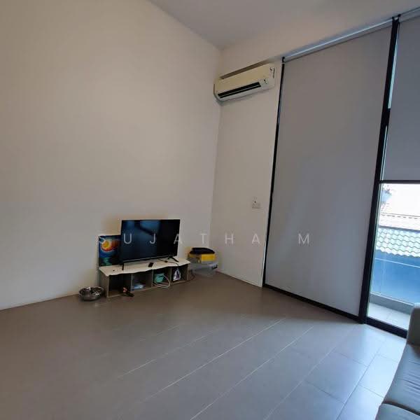 Kediaman Servis untuk Disewa di Establishment Bangsar (Menara Teguh Bangsar) - Sujatha M - Living Room - PropertyGuru.com.my